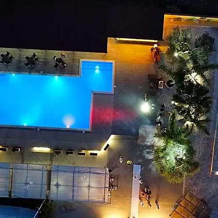 Casa Acito 4*