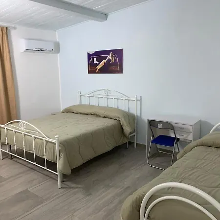 Casa Acito Oda ve Kahvaltı 4*